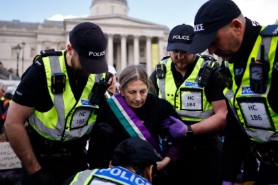 Londra’daki protestolarda gözaltı sayısı 523’e yükseldi