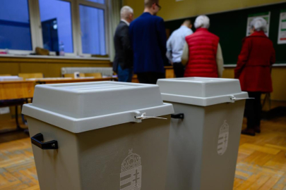 Macaristan’da halk sandık başında