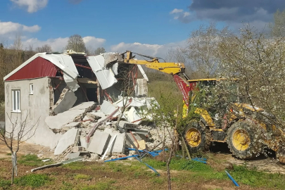 İnegöl’de kaçak yapıyla mücadele devam ediyor