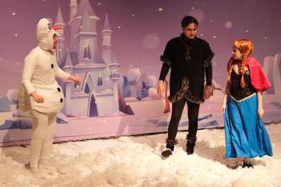 Yıldırımlı çocukların tiyatro keyfi