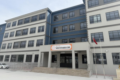 Mersin'de bir lise öğrencisi silahla yakalandı