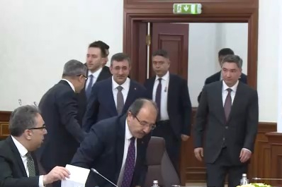 Yılmaz: Orta Koridor alternatif değil, zorunlu bir tercih