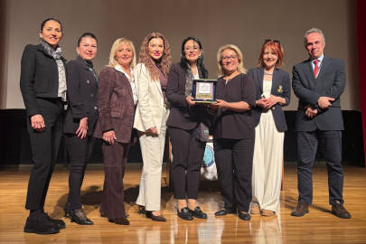 Bursa BUSADER’den tıp öğrencilerine destek