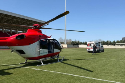 Solunum sıkıntısı yaşayan bebek helikopterle taşındı