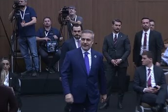 Bakan Fidan: ABD ve İran ateşkesi uzatmalı