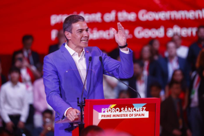 Sanchez: Şiddeti destekleyenlere yazıklar olsun