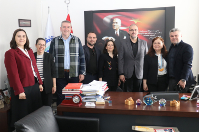 Bursa SMD Yönetiminden dekan Arslan​​​​​​​'a ziyaret