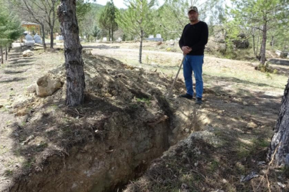 Dokuz kez ölümden döndü, mezarını kazmaya başladı