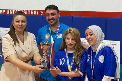 BTÜ Kadın Floor Curling Takımı Türkiye üçüncüsü oldu