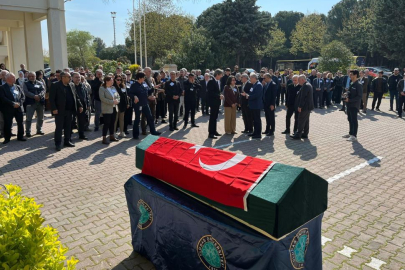 Doğan Yavaş, fakültesi önünden dualarla uğurlandı