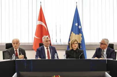 Bakan Bolat, Türk ve Kosovalı iş insanlarıyla bir araya geldi