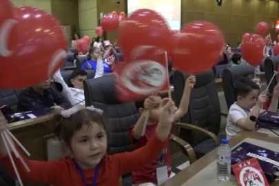 Büyükşehir Meclisi’nde söz çocukların