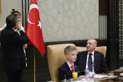 Cumhurbaşkanı Erdoğan, Bakan Tekin ve çocukları kabul etti