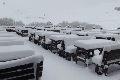 Nisan sonunda Uludağ’da kış geri döndü