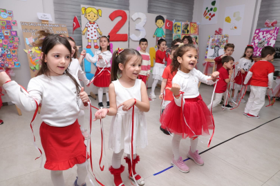 Osmangazi Belediyesi’nin kreşlerinde 23 Nisan coşkusu
