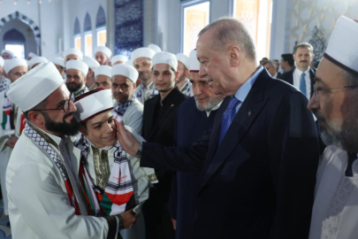 Cumhurbaşkanı Erdoğan, 333 hafızın icazet merasimine katıldı