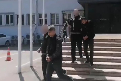 Bursa'da çaldıkları kargo aracıyla polise yakalandılar