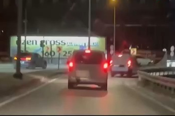 Bursa'da çaldıkları kargo aracıyla polise yakalandılar