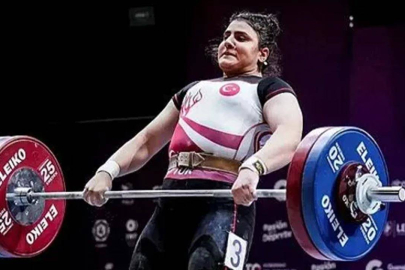Milli halterci Tuana Süren'den büyük başarı