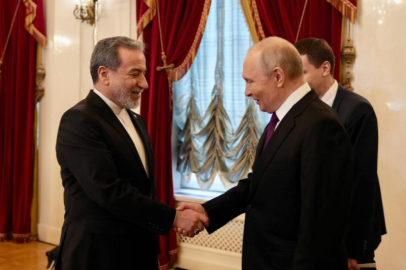 Arakçi, Putin ile görüştü