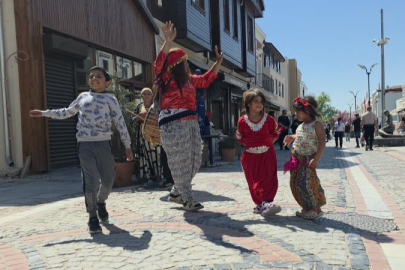 Romanlardan Kakava çağrısı