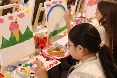 Coşkunöz Holding’de geleneksel resim şenliği coşkusu