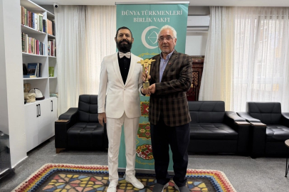 Akif Manaf’a Anlamlı Ödül: “Barış için İnsanlık Ödülü”