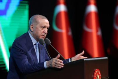 Erdoğan: Müslümanlar olarak zorlu bir dönemden geçiyoruz
