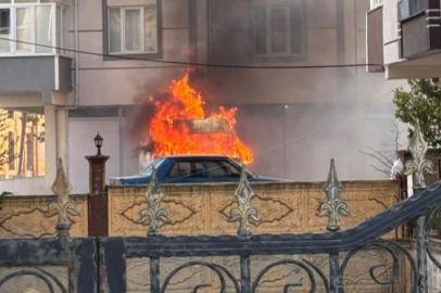 Tekstil malzemeleri yüklü minibüs alev aldı