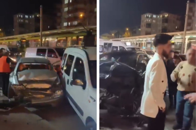 Bursa'da 3 araç birbirine girdi