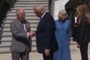 Trump, İngiltere kraliyet çiftini Beyaz Saray'dan uğurladı