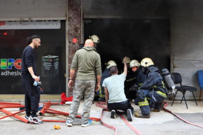 Sünger dolu depoda korkutan yangın