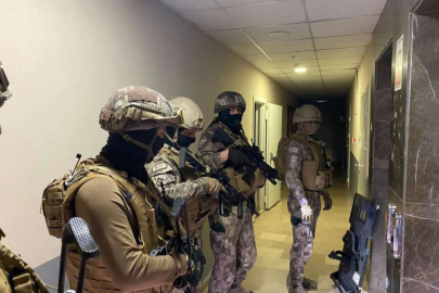 Dolandırıcılık şebekesine 13 ilde dev operasyon: 149 gözaltı