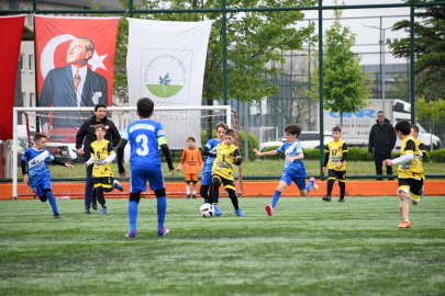 Osmangazi’de çocuklar yeşil sahada buluştu