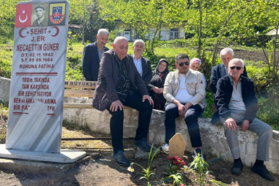 Acılı baba oğlunun mezarı başında 'adalet' istedi