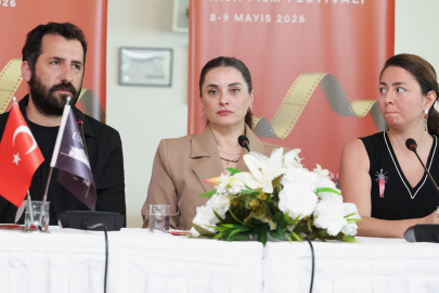 Aslıhan Gürbüz Osmangazi’de sevenleriyle buluştu