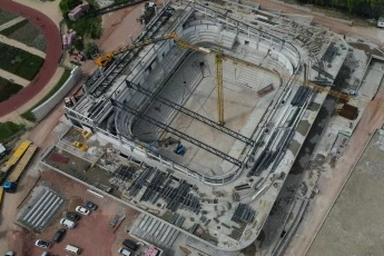 Bursa'da Atatürk Spor Salonu hızla yükseliyor