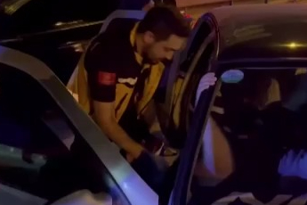 Bursa'da kontrolden çıkan otomobil bariyere çarptı: 1 yaralı