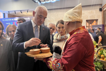 Bakan Ersoy: Turistler gastronomi için rota belirliyor
