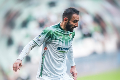 Bursaspor'da bir ayrılık daha