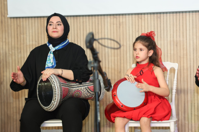Osmangazi’de anneler ve kızları aynı sahnede ritim tuttu