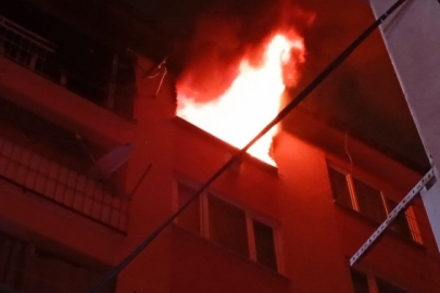 Bursa'da 6 katlı binada yangın paniği