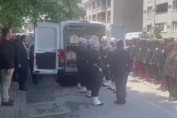 Gemlikli astsubay son yolculuğuna uğurlandı