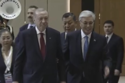 Cumhurbaşkanı Erdoğan resmi törenle karşılandı