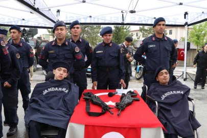 Mehmetçiğin merhameti yürekleri ısıttı