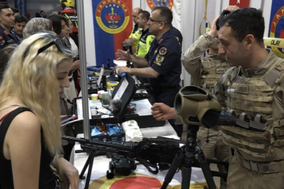 Uludağ Kariyer Fuarı'nda jandarma rüzgarı…