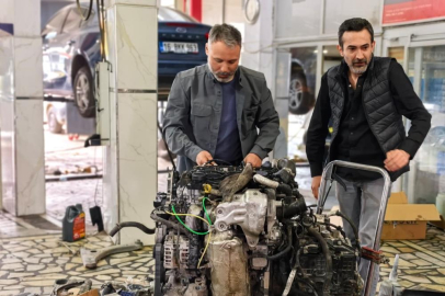 Bursa'da kamyonetin motorunda giden tamirci konuştu