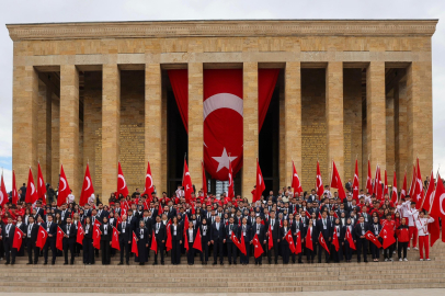 Bakan Bak, Anıtkabir'de