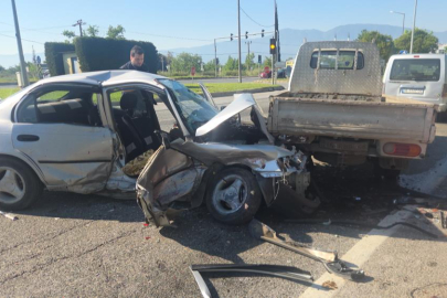 Bursa'da korkunç kaza: 1 ölü 4 yaralı