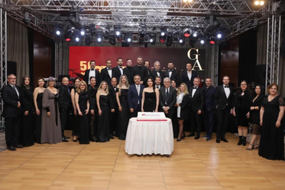 Bursa'da mesleğin duayeni içmimarlara ödül